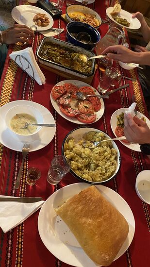 Okay—erst mal essen—es ist wieder köstlich!!!!