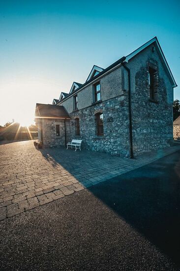 Das Gebäude stammt aus dem 19. Jhd und wurde liebevoll restauriert