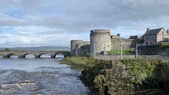 Und das  „ King John’s Castle „ von Limerick welches im 13. Jhd im Auftrag von König Johann erbaut wurde