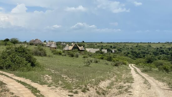 Dort sehen wir unsere nächste accomodation: „Kasenyi Safari Camp“