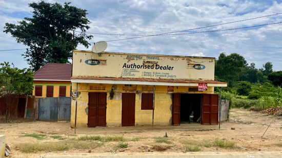 Soweit es das Gerüttel gestattet, fotografiere ich alles was vor die Linse kommt
