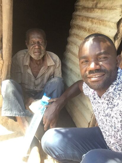 Den alten Herrn kennen wir schon von den anderen Bildern