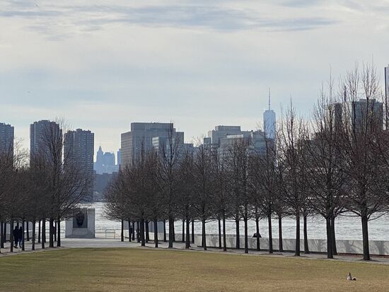Beachte das Eichhörnchen rechts im Bild…