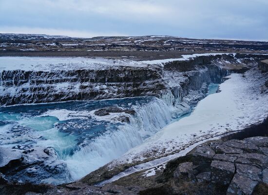 32m hoch und 2-stufig fällt er in die Tiefe