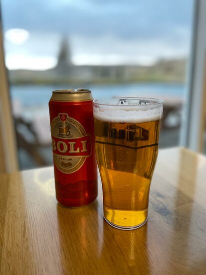 Dafür gönne ich mir ein einheitliches „Boli“- kostet hier tatsächlich nur 7 Euro
Erst gegen 13.30 Uhr gehts weiter