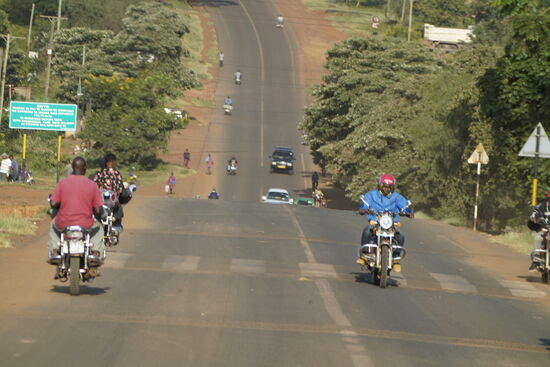 Wir verlassen den Ngorongoro Crater und fahren zurück nach Karatu. Dort steigen wir in der „Karatu tented lodge“ wie vor einigen Tagen ab, bevor es morgen zum Lake Natron geht.