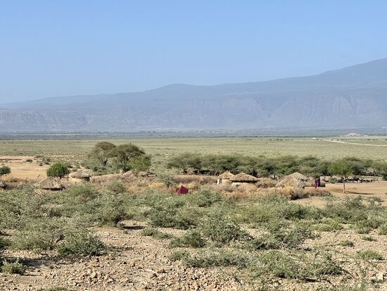 Ein Massai-Dorf neben unserer Lodge