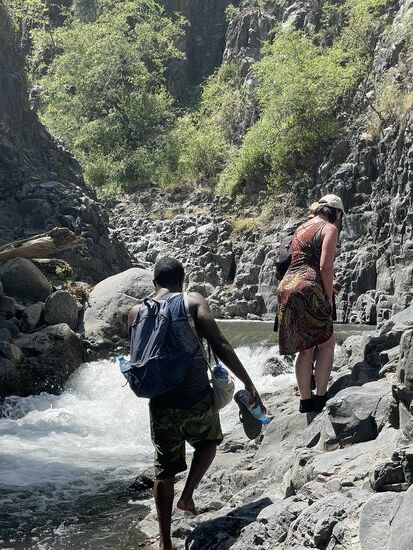 Irgendwann hat Timothy mir auch noch die Wasserflaschen abgenommen