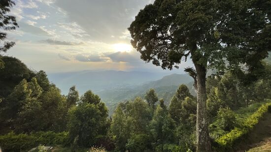 Der Blick von unserem Balkon, das Zimmer befindet sich auf Klippen mit toller Aussicht