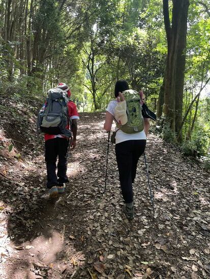 Wir haben das Nötigste für 2 Nächte im kleinen Rucksack dabei