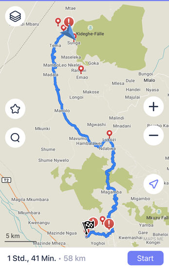 Um 9 Uhr ist unser Fahrer da und bringt uns zurück nach Lushoto- für die Strecke brauchen wir mehr als 2 Stunden. Die Straßenverhältnisse sind eine Katastrophe. Zum Glück hat es nicht mehr geregnet. Es gibt eine Bäche, die nach Regen sehr viel Wasser führen und die wir durchqueren müssen. Nach Regen geht es dann schon mal nicht weiter.