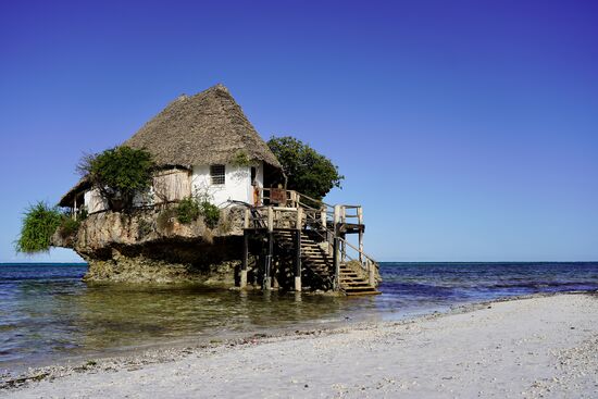 Nach dem Essen kommt auch das Wasser zurück—so sieht es auch schöner aus