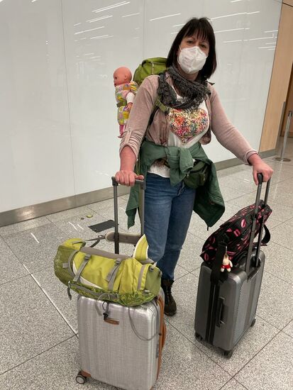 Auf gehts! Die Püppi wollte mir eine junge ugandische Mutti schon für ihre Tochter abluchsen…