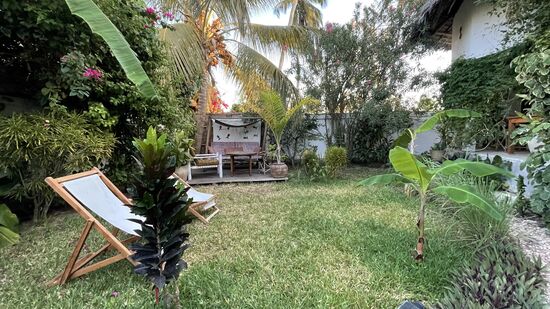 Ein paar schattige Plätzchen, die zum Verweilen einladen.