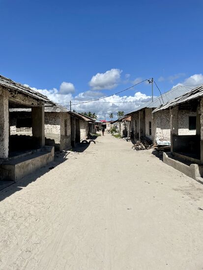 … schauen uns an, wie die Menschen hier leben ….