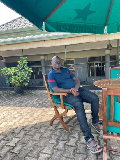 Nachricht von Arthur: er ist in Kigali angekommen -sicher muß er erstmal schlafen