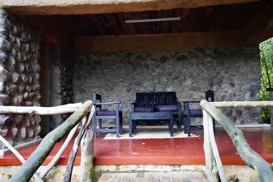 Nach einigen Stunden fahrt kommen wir in unserer Lodge. Diesmal sind wir nicht ganz alleine. Es sind noch 3 US Amerikaner als Gäste hier