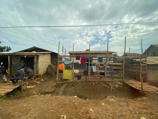 Abenteuerliche Konstruktionen und tiefe Gräben