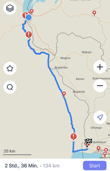 Diese Zeitangabe ist natürlich wieder ein Witz: wir brauchen für die Strecke mehr als das Doppelte!!Außerdem passieren wir den Ort „Muturale“ —hier fand erst 2014 ein blutiges Massaker statt