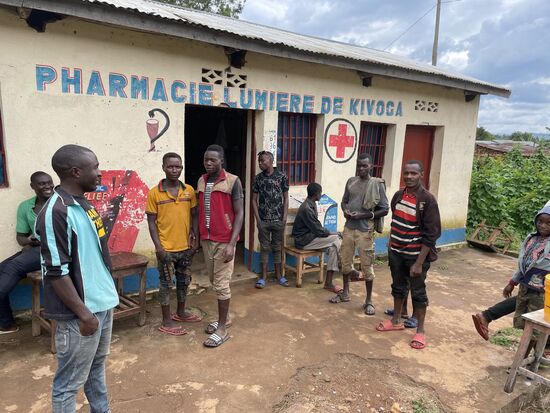 Wir sind mal wieder die Attraktion des Tages