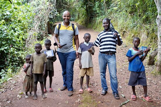 Schließlich versprechen wir allen noch einen Lolli, wir haben ja gestern welche eingekauft