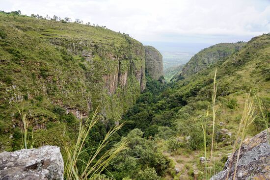 Es sieht auf dem Bild nicht so steil aus, aber es ist sehr steil und tief.