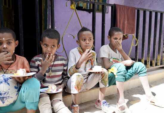 Tefahun - Haptamu - Fikru- Abeba