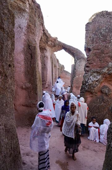 Ständig neue Perspektiven der Kirchen. Ich hoffe, dass meine Speicherkarten und die Akku ausreichen.