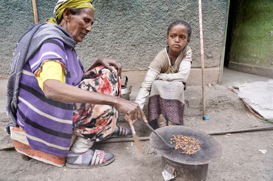 Die Bohnen werden langsam braun