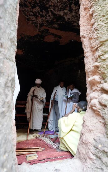 Auf dem Rückweg treffen wir noch einmal auf meine „Gesangsbrüder“