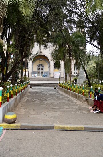 Nach dem Essen besuchen wir noch die Kathedrale der Heiligsten Dreifaltigkeit.