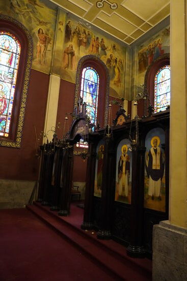 Und wir kommen dann zu dem Bereich, in dem die Sarkophage aus Holz stehen, in denen Kaiser Selassie und seine Gattin beigesetzt wurden.