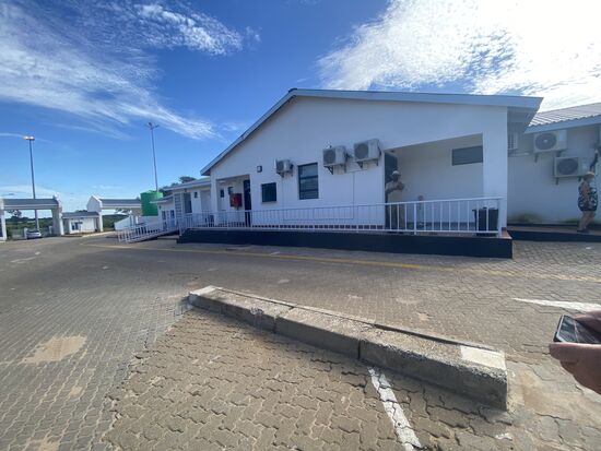 Auch saubere Toiletten gibt es an der Grenze