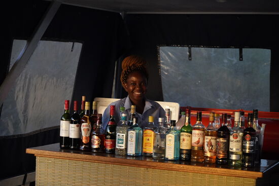 Die Bar hat ein ausgesuchtes Sortiment an Alcoholica…