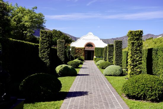 Erst verlaufen wir uns etwas , aber dann finden wir den Weg doch