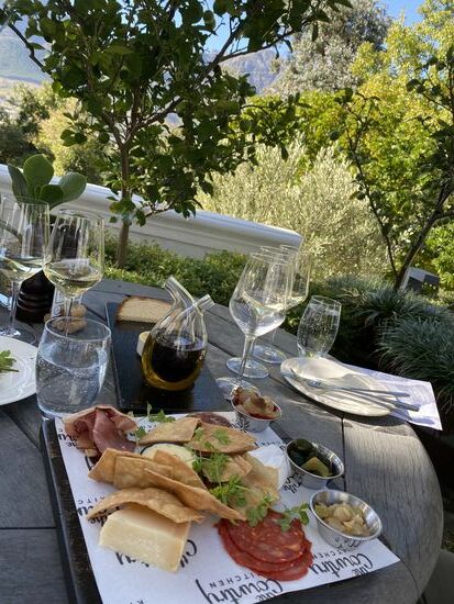 Als Hauptspeise eine Käse-Wurstplatte