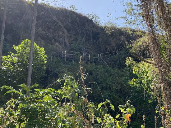Nun wollen wir noch hinauf zum Wasserfall