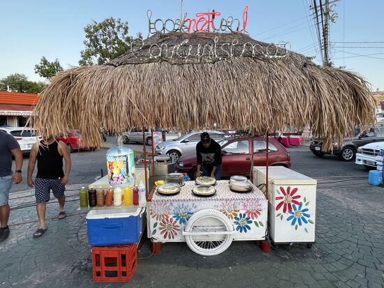 Hier gibts auch etwas Süßes…Eis oder Kuchen?