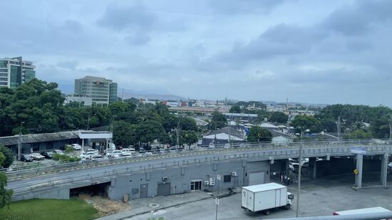 Aus dem Terminal raus und ….