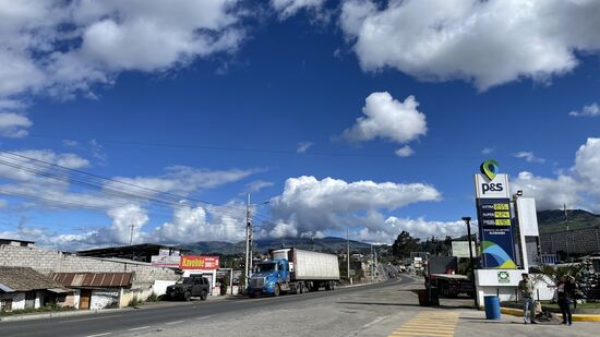 Wir erreichen Amato. Nicht wirklich eine schöne Stadt.