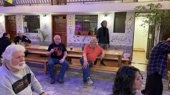 Die treuen Fans sind natürlich in der ersten Reihe