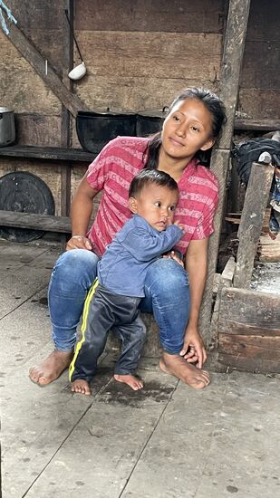 Hermanns Frau und ihr kleiner Sohn