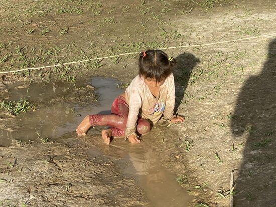 Mama guckt ja nicht….