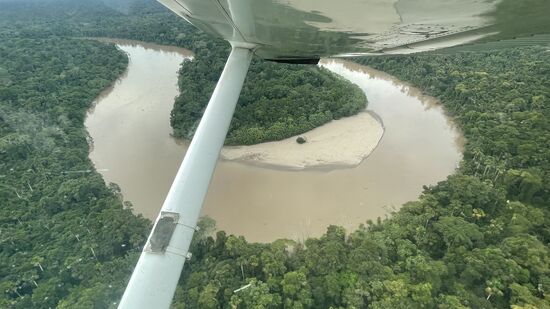Jetzt sieht man mal wieviele Kurven der Fluß so hat…