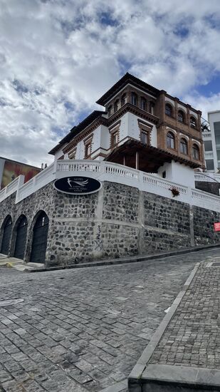 Unser Hotel, das „ Vista Del Angel“—es ist wirklich schick—die Aussicht atemberaubend und die Zimmer geschmackvoll eingerichtet