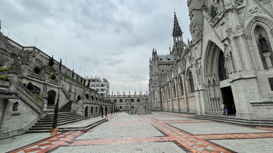 ..mit diesem wunderschönen Innenhof