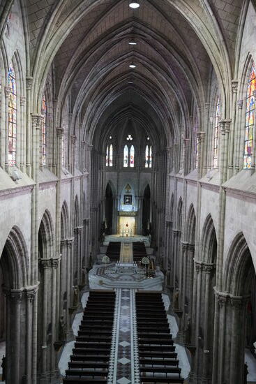 Blick aus der 2. Etage in die Balilika