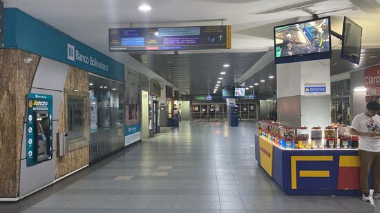 Nach über einer halben Stunde findet Fabrizio mich endlich und wir fahren den kurzen Weg zum „Serena“.