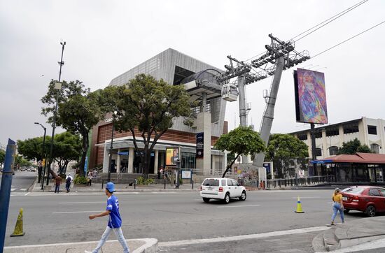 Da sind wir an der Station