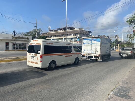 Das ist so ein Sammelbus!